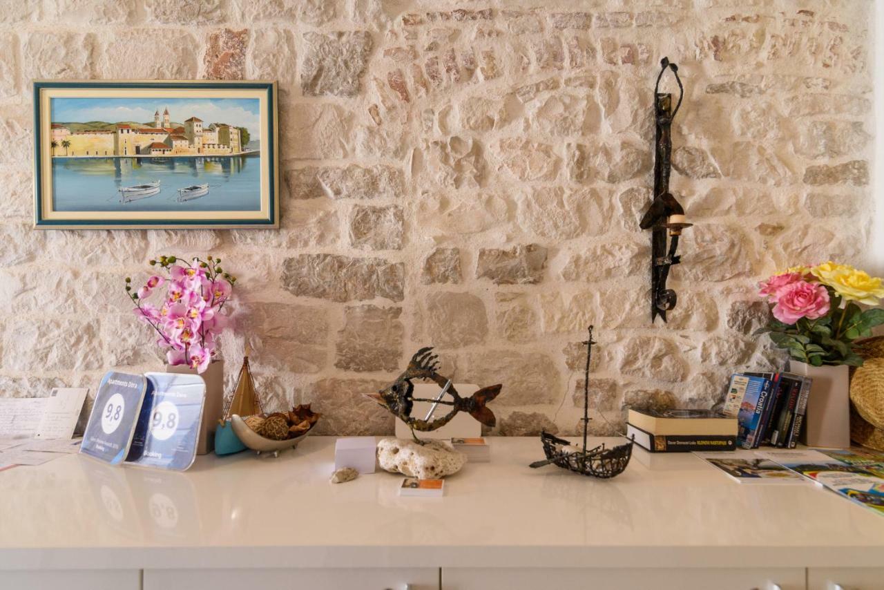 Apartments Dora -Free Parking Trogir Dış mekan fotoğraf