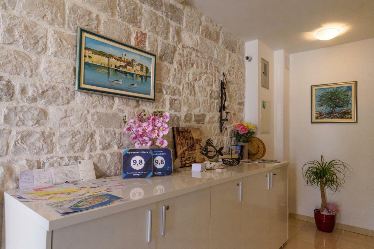 Apartments Dora -Free Parking Trogir Dış mekan fotoğraf