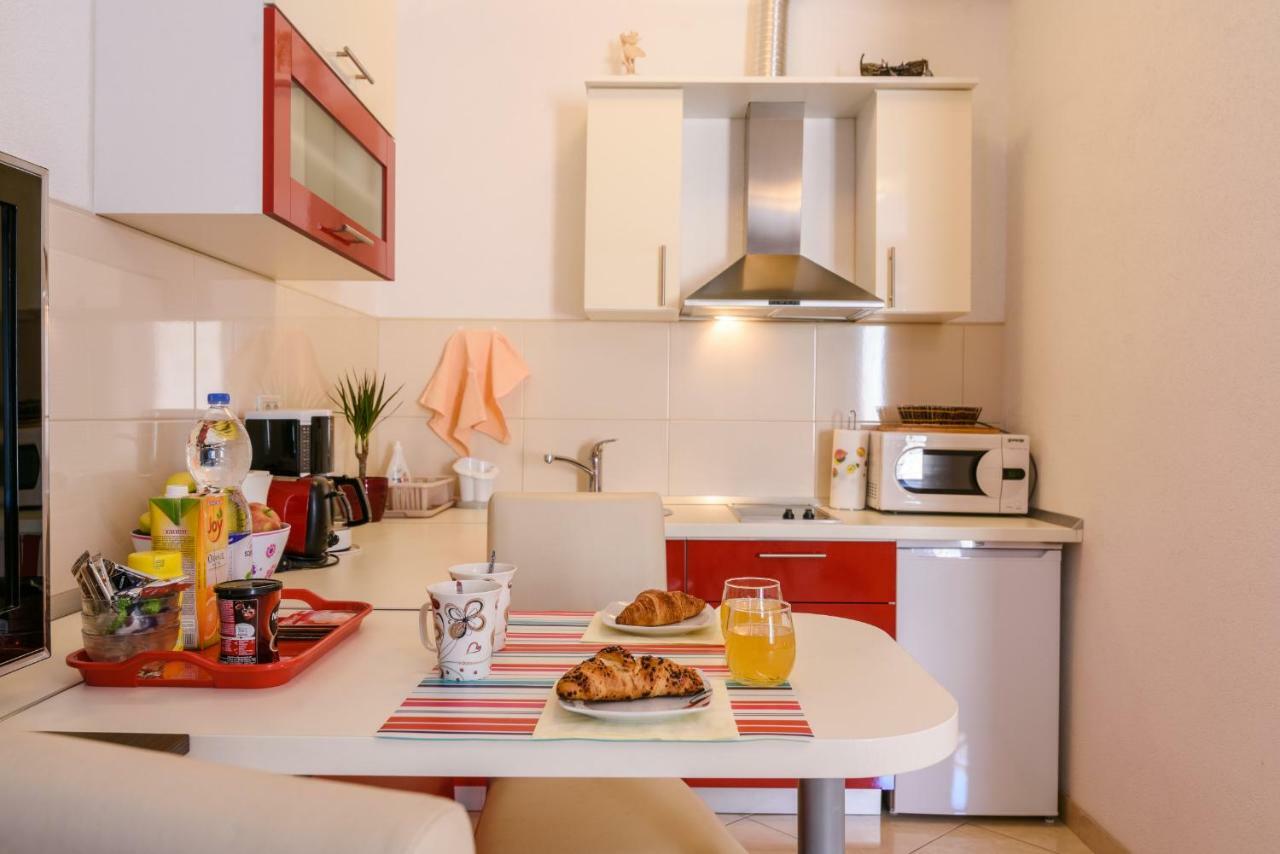 Apartments Dora -Free Parking Trogir Dış mekan fotoğraf
