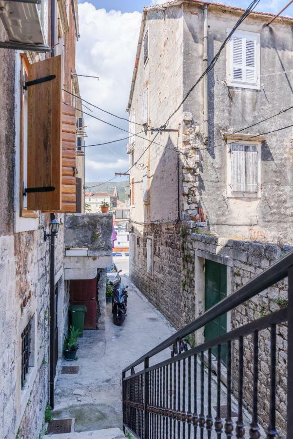 Apartments Dora -Free Parking Trogir Dış mekan fotoğraf