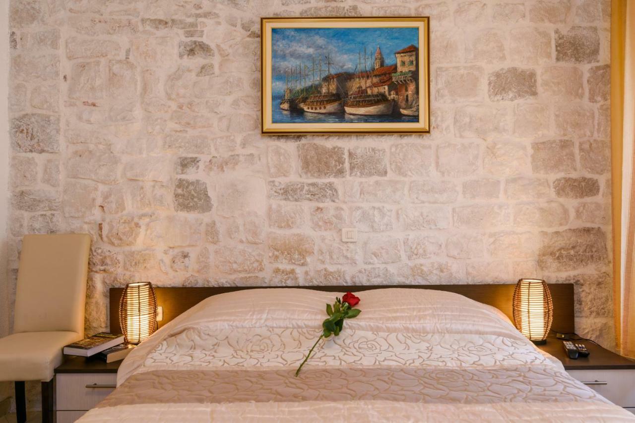 Apartments Dora -Free Parking Trogir Dış mekan fotoğraf